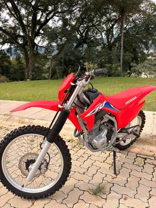 HONDA CRF 250F HONDA CRF 250F